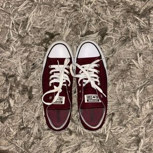 Maroon Converse low tops.  Barely worn. Size 8